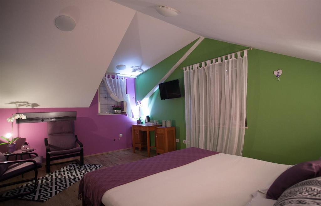 Apartment & Room Ursa Trogir Exterior photo